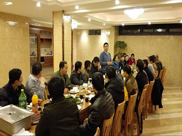 年度评优员工公司会所团建